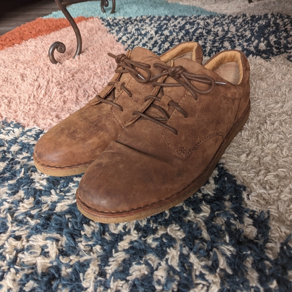 Born Leather Shoes - Picture 2 of 7